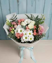 Букет цветов из:  Розы, Лизиантусы и Хризантемы в Дмитриевском Республики Адыгея