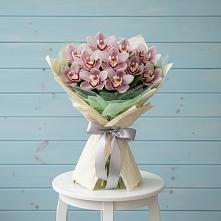 Букет цветов из:  Орхидеи и Розы в Дмитриевском Республики Адыгея