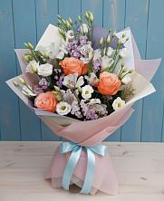 Букет цветов из:  Лизиантусы, Розы, Альстромерии и Гипсофила в Дмитриевском Республики Адыгея