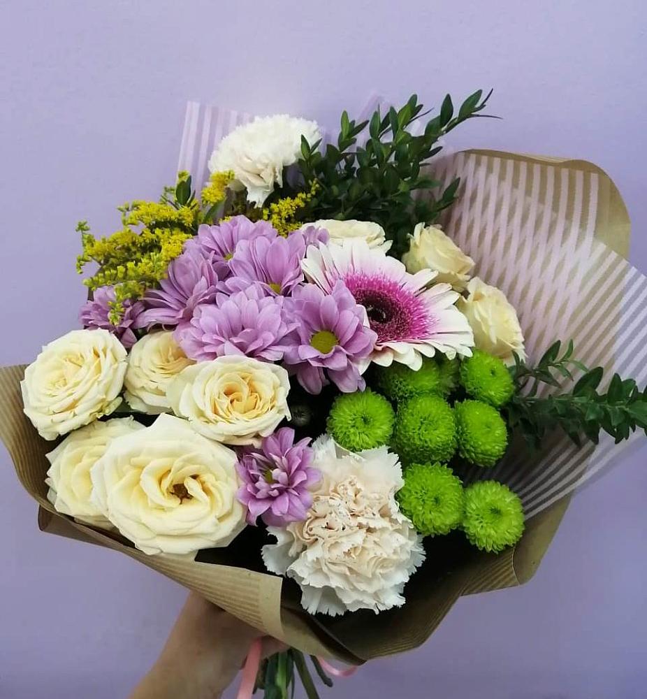 Букет цветов из: Хризантемы, Розы, Гвоздики и Герберы в Дмитриевском Республики Адыгея