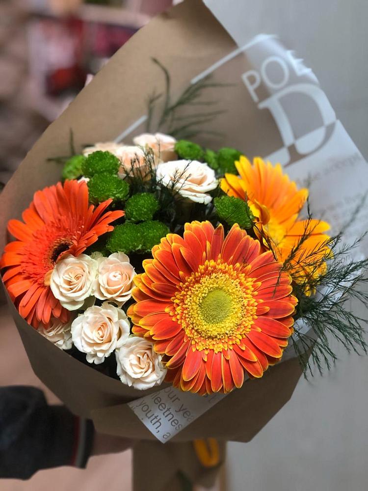 Букет цветов из: Герберы, Хризантемы и Розы в Дмитриевском Республики Адыгея
